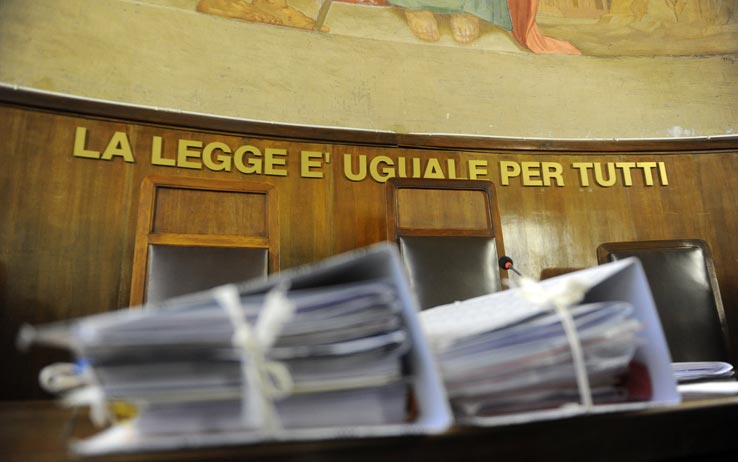 Mafia e corruzione in Sicilia, chiesti 8 anni per Teresi e Vetro