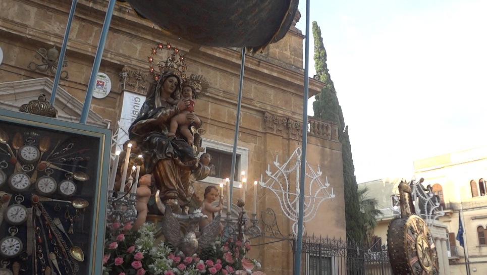 Domenica ricca di eventi e polemiche per il Festino di Alcamo