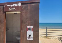 Castellammare: arrivano i bagni hi-tech e autopulenti a Petrolo, Marina e Playa