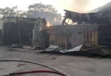 Croce Rossa di Castelvetrano devastata dalle fiamme, crollano due capannoni (VIDEO)