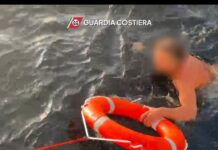 Bonagia, resta quasi due ore in mare: salvato diportista dalla Guardia Costiera