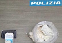 Cocaina, bilancino e un coltello nel borsello: due arresti tra Trapani e Mazara del Vallo